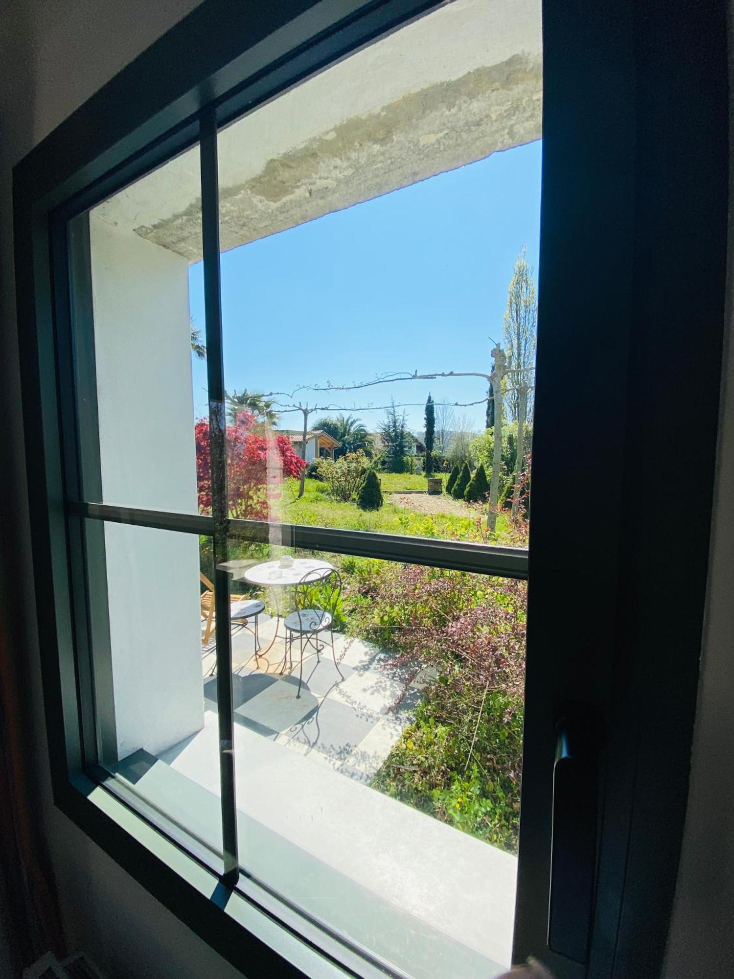 Ferienwohnung La Bastide De Guiche Entre Ocean Et Montagnes Exterior foto